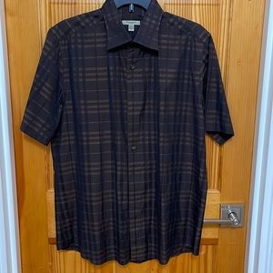 Burberry men dress shirt size L gorgeous condition barely used